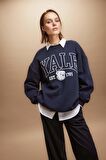 DeFacto Yale University Oversize Fit Bisiklet Yaka Kalın Sweatshirt B2539AX23WNNV199