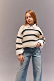 Kız Çocuk Regular Fit Bisiklet Yaka Kazak
