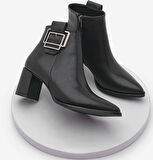 Beyaz (Park Moda) Yan Toka Detaylı Topukulu Günlük Kadın Bot SİYAH