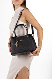 Kadın Siyah Charm Detaylı El ve Omuz Çantası