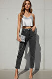 Kadın Yüksek Bel Taşlı-Taş Detaylı Antrasit Mom Jean Pantolon – Şık Denim Kadın Pantolon