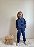 ERKEK ÇOCUK  KAPÜŞON DETAYLI ALT - ÜST % 100 PAMUKLU EŞOFMAN TAKIMI 