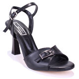 Dagoster DZA07-928420 Siyah Klasik Topuklu Kadın Ayakkabı