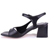 Dagoster DZA07-92825255 Siyah Klasik Topuklu Kadın Ayakkabı