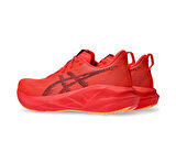 Asics Novablast 5 Erkek Koşu Ayakkabısı 1011B974-600 Kırmızı