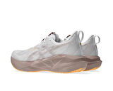 Asics Novablast 5 Erkek Koşu Ayakkabısı 1012B765-102 Beyaz