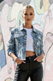 Kadın Mavi Düğmeli Uzun Kollu Surat/Yüz Baskılı Crop Denim Jean Ceket Kadın -Yeni Sezon Kadın Ceket