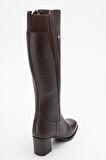 DERİCLUB Kadın Streç Lastikli Küt Burun Topuklu Çizme Gerçek Deri BR 88068 KAHVERENGİ