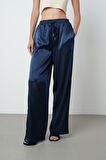 Kadın Açık Lacivert Renk Saten Bol Paça Beli Lastikli Pantolon