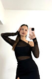 Astarlı Tül Kayık Yaka Crop Bluz