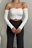 Büzgülü Madonna Yaka Crop Bluz