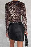 Leopar Desenli V Yaka Kadife Bluz