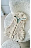 Fermuarlı Teddy Kumaş Kapüşonlu Kız Bebek Yelek