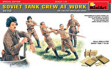 MiniArt 35153 1:35 Çalışan Sovyet Tank Mürettebatı. Özel Üretim.