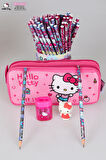 DEKOMUS İLE YENİ SEZON LİSANSLI HELLO KITTY KALEM ÇANTASI,2 ADET KURŞUN KALEM,KALEMTRAŞ VE 3D SİLGİ SETİ
