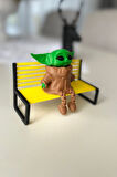 Sevimli Oturan Grogu (Baby Yoda) Figürü - Masaüstü Dekoratif Süs (8x7 cm)-BANK DAHİL DEĞİLDİR