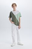 DeFacto Erkek Çocuk Straight Fit Düz Paça Basic Düz Jean Pantolon B5616A825SMWT32