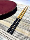 BeeChef Pratik 8'li Desenli Yıkanabilir Kore Çin Bambu Chopsticks Yemek Çubuğu