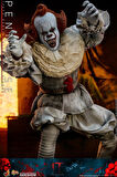 Hot Toys Pennywise Sixth Scale Figure MMS555 904949 IT Chapter 2