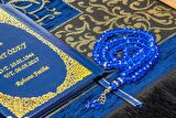 50 ADET - İsim Baskılı Ciltli Yasin Kitabı - Seccadeli - Tesbihli - Kutulu - Lacivert - Mevlit Hediye Seti