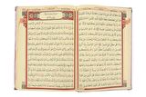 Kadife kaplı pleksi işlemeli sandıklı özel hediyelik Kuranı Kerim Pembe