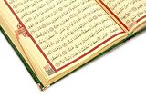 Hediyelik Kadife Kaplı İsme Özel Pleksi Desenli Arapça Rahle Boy Kuranı Kerim Yeşil