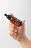 Bade Natural Aydınlatıcı Yüz Serumu 30 ml