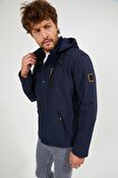 Erkek Lacivert Kapüşonlu Su Ve Rüzgar Geçirmez Cep Detaylı İçi Kürklü Softshell Mont