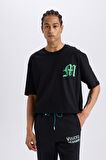 DeFactoFit NBA Milwaukee Bucks Oversize Geniş Kalıp Bisiklet Yaka Kısa Kollu Tişört B3910AX25SPBK81