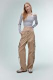 DeFacto Coool Wide Leg Geniş Paça Pantolon Gabardin Kumaş Kargo Cepli Basic Düz B5690AX24SPBG352