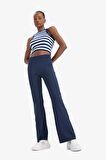 DeFactoFit Flare Fit Geniş Paça Sporcu Uzun Pantolon E7757AX25SPNV28
