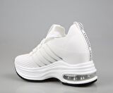 GUJA 24y300-14 Dolgu Topuk Beyaz Kadın Sneakers