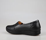 CASTLE BLACK 42766-1 Hakiki Deri Ortopedik Siyah Kadın Günlük Anne Ayakkabısı