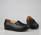 CASTLE BLACK 42766-1 Hakiki Deri Ortopedik Siyah Kadın Günlük Anne Ayakkabısı