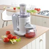 Kenwood JE680 700W Katı Meyve Sıkacağı