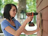 Black&Decker BDCDD12BAFC 10.8Volt/1.5Ah Li-ion Çift Akülü Vidalama ve 100 Parça Delme Vidalama Seti