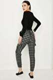 Kadın Kareli Kemerli Paçası Lastikli Kargo Pantolon
