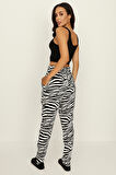 Kadın Zebra Desenli Rahat Kesim Pantolon