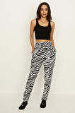Kadın Zebra Desenli Rahat Kesim Pantolon