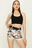 Kadın Kamuflaj Desenli Kemerli Kargo Mini Şort