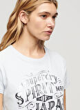 Superdry Yuvarlak Yaka Baskılı Ekru Kadın T-Shirt W1011396A