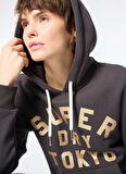 Superdry Kapüşon Yaka Baskılı Koyu Antrasit Kadın Sweatshırt W2012145A