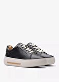 Clarks Beyaz Kadın Deri Sneaker 26176397