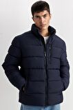 DeFacto Su İtici Rüzgar Geçirmez Şişme Mont Slim Fit Dar Kesim Dik Yaka Fermuarlı Cepli D1415AX24WNNV64