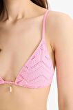 DeFacto Regular Fit Nakışlı Brode Üçgen Bikini Üstü-Fall in Love B6894AX25SMPN164