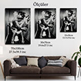 Tuvalette İçki ve Sıgara İçen Kadın Kanvas Tablo-5105