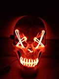 CADILAR BAYRAMI HALLOWEEN İSKELET TURUNCU IŞIKLI MASKE 27CMX17CM