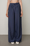 Kadın Düz Renk Beli Lastikli Bol Paça Pantolon