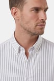 DeepSEA Beyaz Slim Fit Çizgili Kolay Ütülenebilir Erkek Gömlek – Modern Şık Yeni Sezon Gömlek 2602001