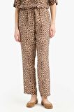 DeFacto Carrot Fit Leopar Desenli Modal Kumaş Pantolon Çift Cepli Yüksek Bel Düz Paça E6360AX25SPBN226